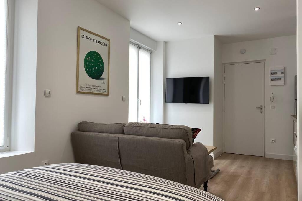 Studio 25M2 Avec Parking Prive - Lycee Roosevelt - Arena - Gare Reims Dış mekan fotoğraf